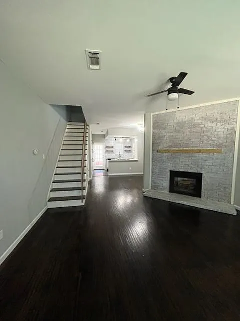 236 Samuel Blvd — Photo 3