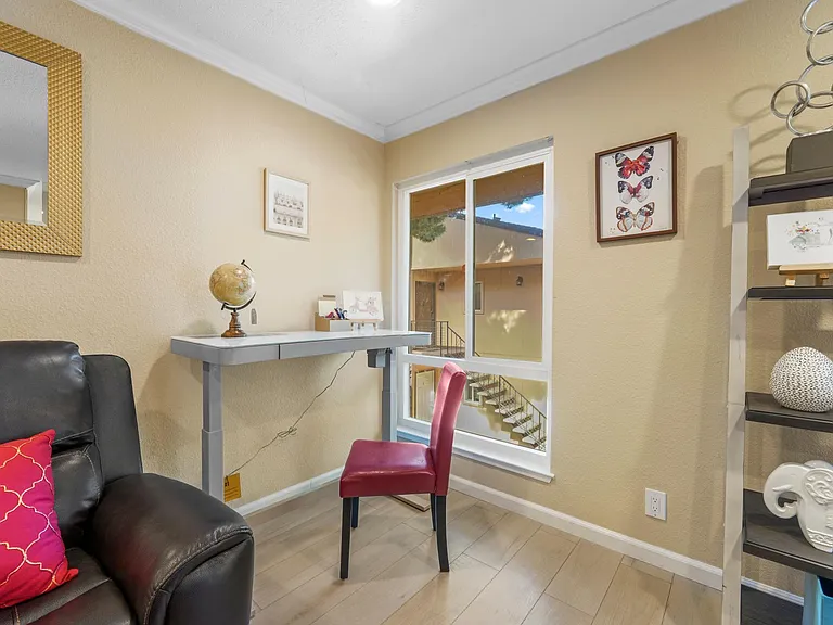 888 Golden Saratoga-Cupertino Apartment Homes — Photo 11