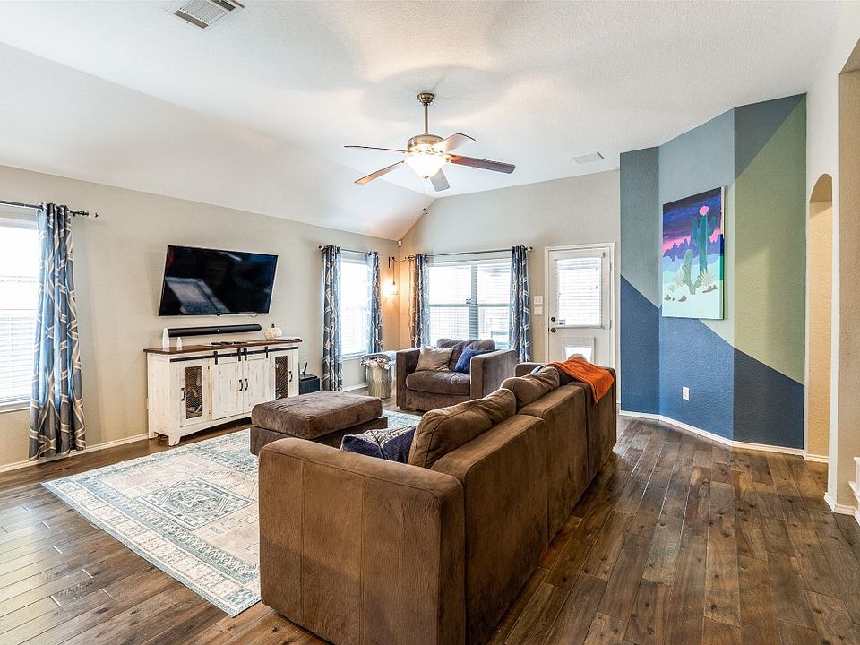 1st image of 3504 Hickory Bend Trl