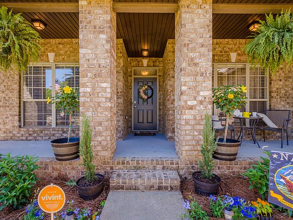 Welcome to Contender Ct. 