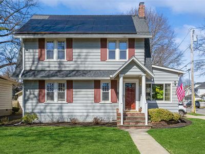 685 Saint Lukes Place, Baldwin, NY, 11510