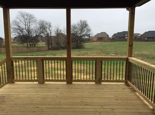 412 Clover Meadows Ct, Clarksville, TN 37043