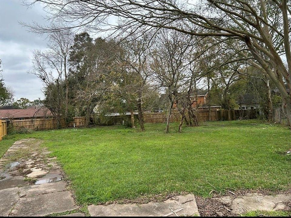 2nd image of 6911 Briargate Dr