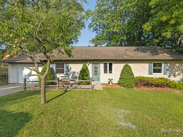 11287 Tebeau Dr NE, Sparta, MI 49345