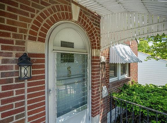 2nd image of 9281 Fayette Ave