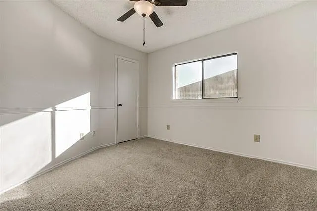 404 Tucson Ct — Photo 14