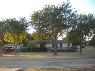 190 Beaver Creek Dr, Waxahachie, TX 75165