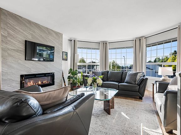 5th image of 34858 Millar Cres