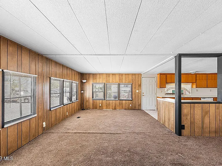 3 bed, 1344 sqft, $600 — Photo 1