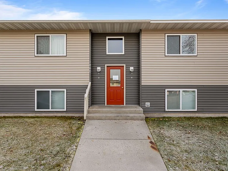 North Russell Apts-1650 N Russell — Photo 29