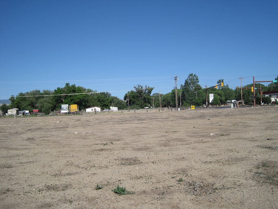 2nd image of 943 Spring Creek Road