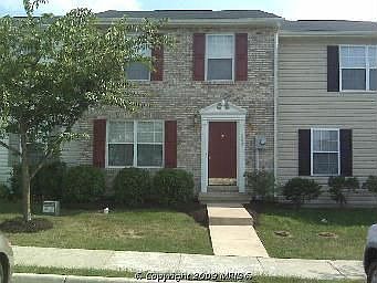 1st image of 204 Surrey Club Ln