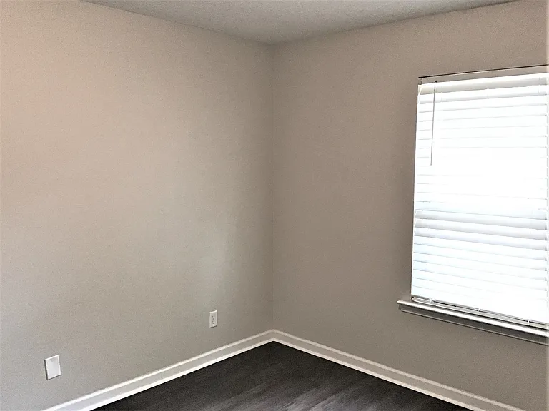 108 Crooked Oaks Dr — Photo 13