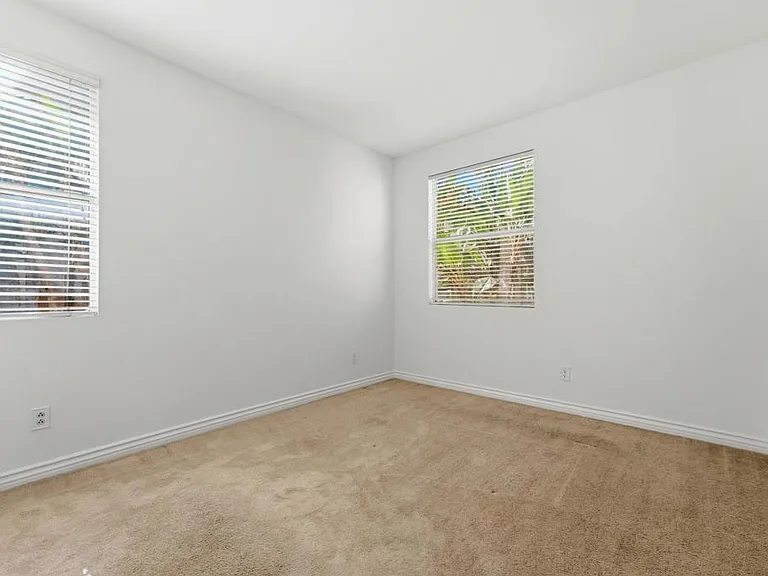680 Camino De La Reina #2201 — Photo 19