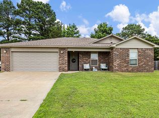 306 Willow Oak Dr, Dardanelle, AR 72834