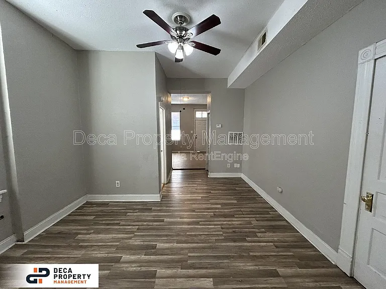 2700 Chippewa St #2E — Photo 6