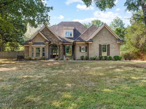 9389 Thornridge Dr, Hernando, MS 38632