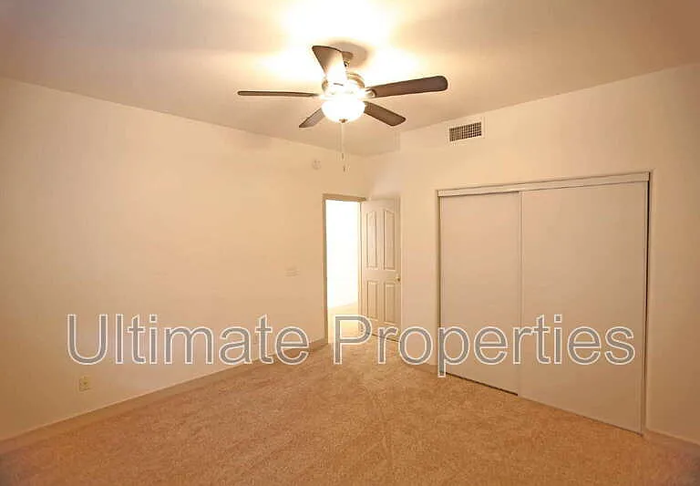 13872 E Kalil Dr — Photo 7