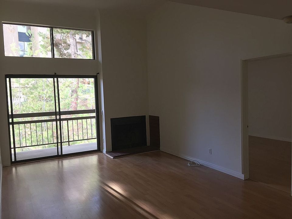 1st image of 898 Temple Ter Unit 318