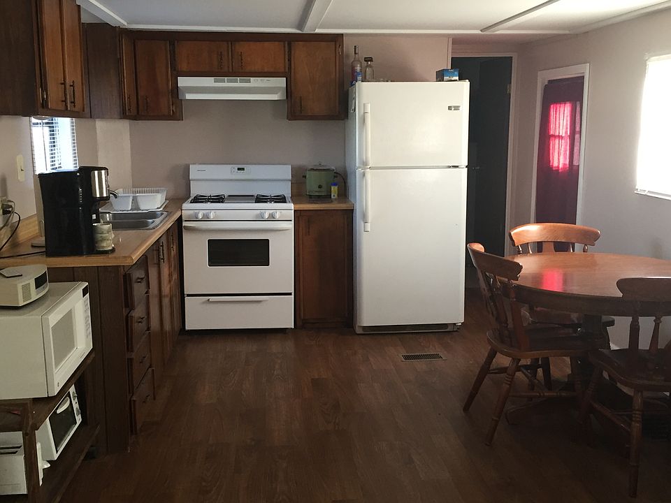1st image of 4913 Mueller Ave