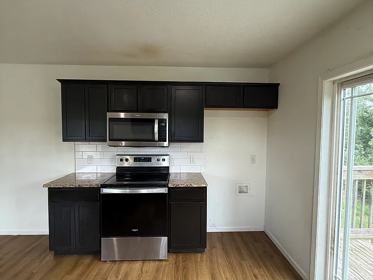 212 Hunter Ave — Photo 5