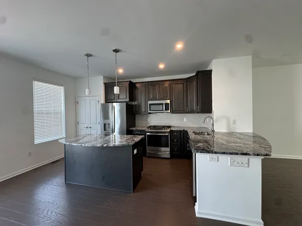 303 Discovery Rd, Brick, NJ 08723