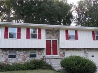 7512 Florence Dr, Hixson, TN 37343