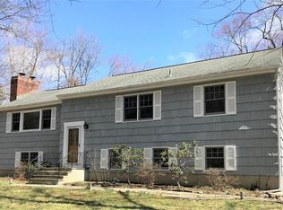 137 Hunting Ridge Rd, Stamford, CT 06903