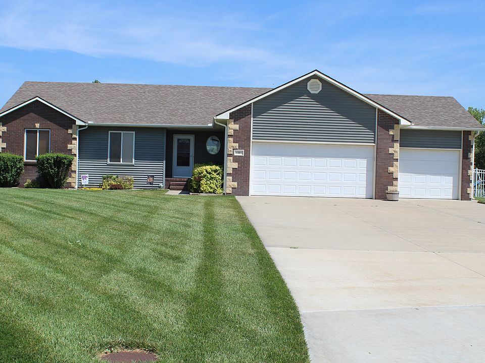 1st image of 3 Lakeview Cir