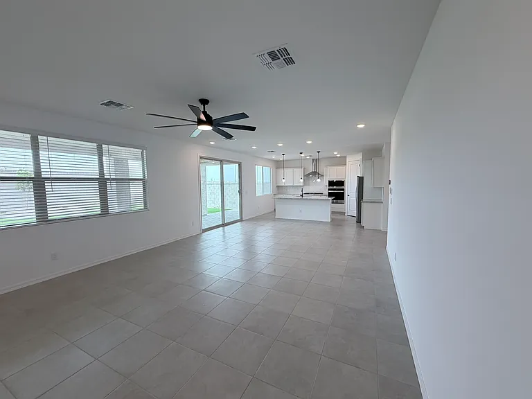 24172 W Raymond St — Photo 20