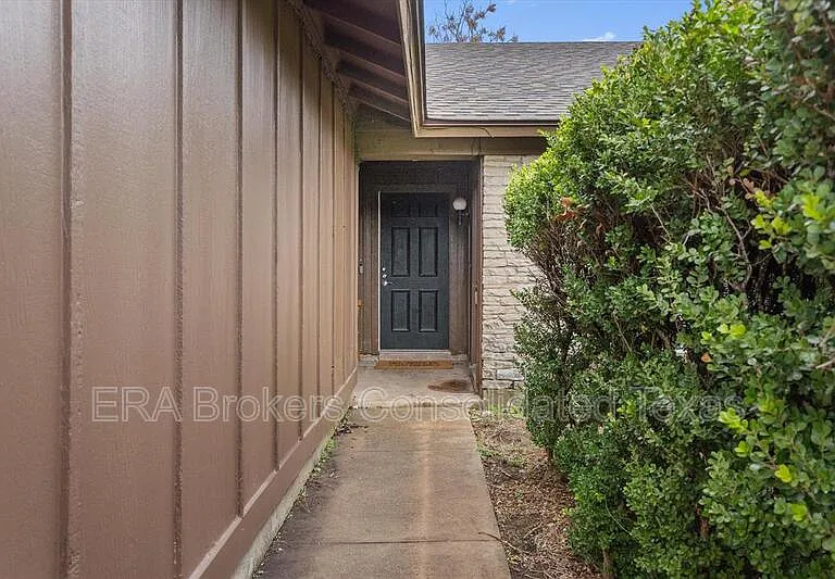5304 Indio Cir — Photo 5