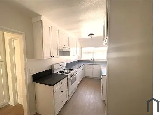 4018 Palmwood Dr #3 — Photo 1