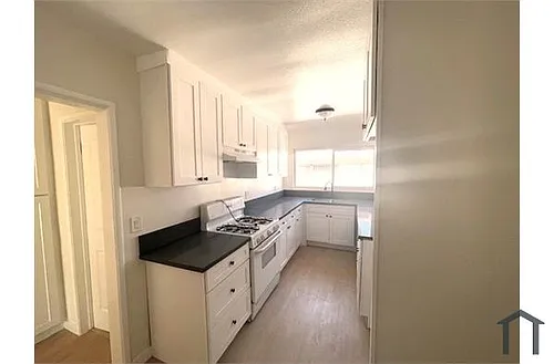 4018 Palmwood Dr #3 Photo 1 4018 Palmwood Dr #3 Photo 1