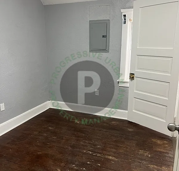 3586 W 47th St — Photo 6