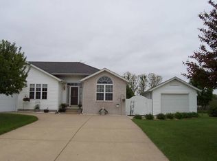 310 E Long Prairie Dr, Valparaiso, IN 46383