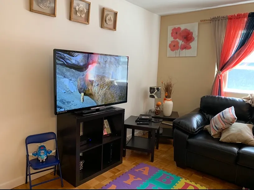2 bed, 750 sqft, $2,500 — Photo 2