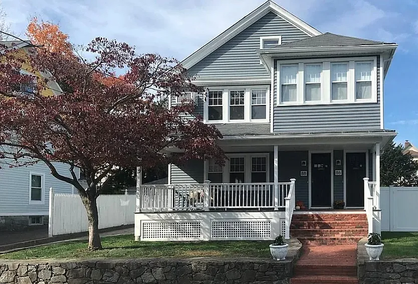 2 bed, 1176 sqft, $2,700 — Photo 1