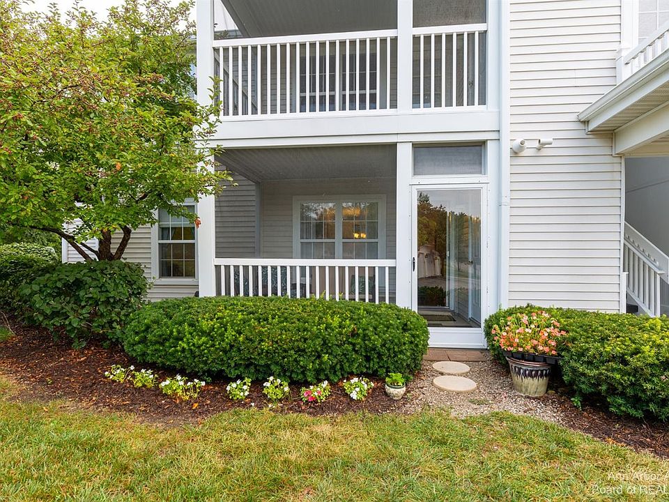 1st image of 1054 Joyce Ln