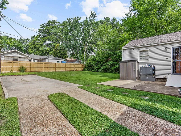 507 Grahamwood Dr — Photo 22