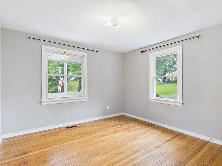 1518 Ethridge Dr — Photo 16