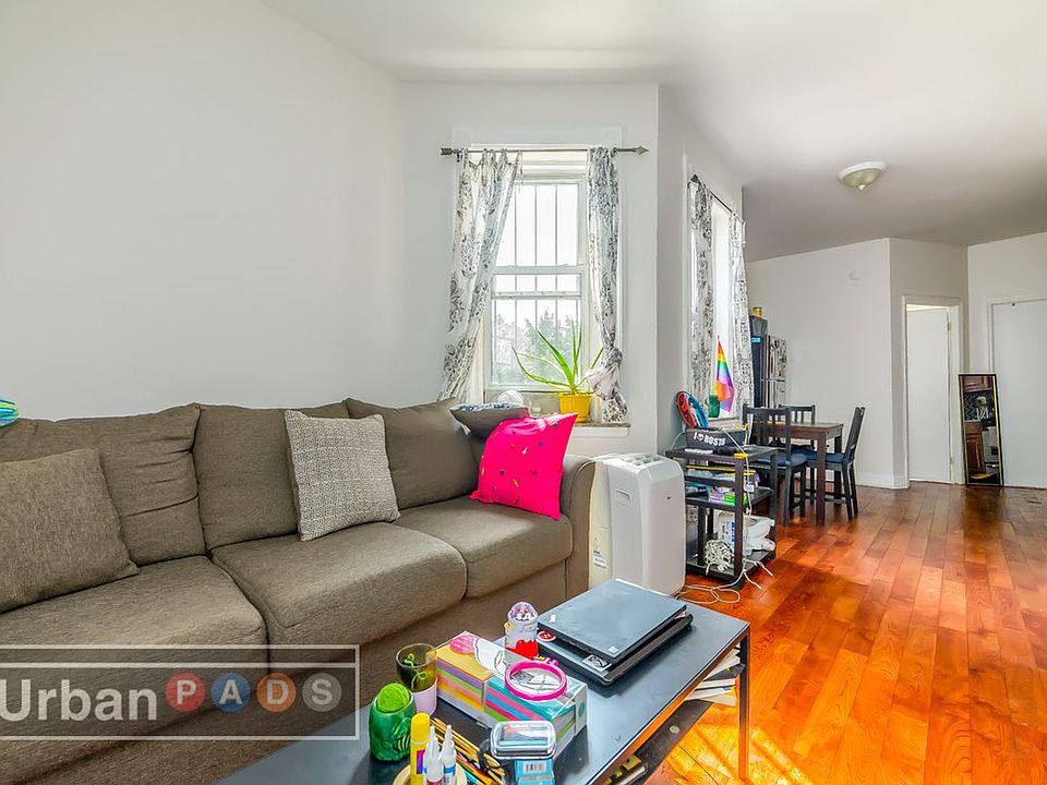 1st image of 764A Franklin Ave APT 4