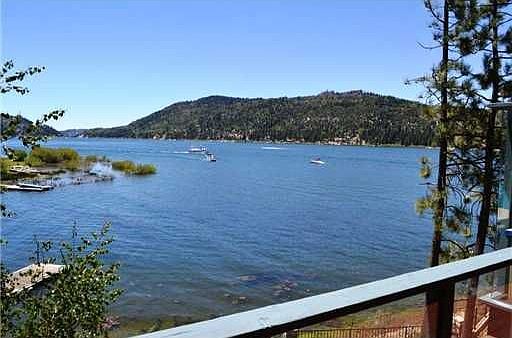 2nd image of 122 Round Dr