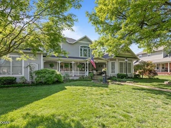 1529 S Grand Ave, Carthage, MO 64836
