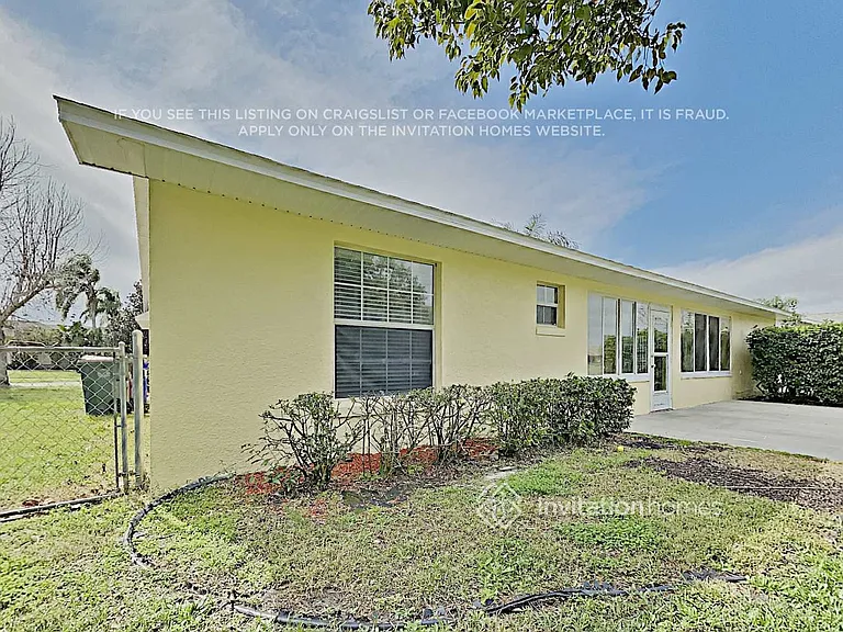 2451 Sweetwater Blvd — Photo 19