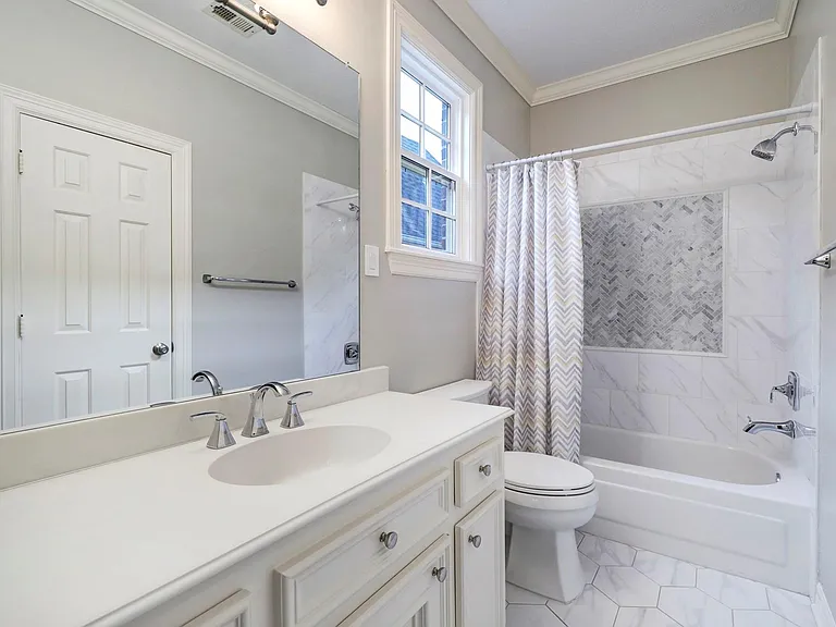 4120 University Blvd — Photo 20