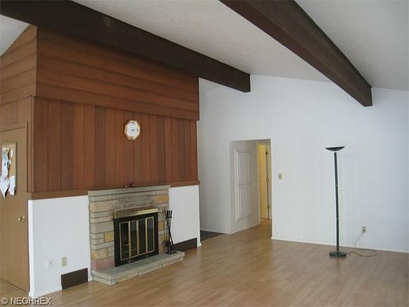 2nd image of 1018 Woodlane Dr