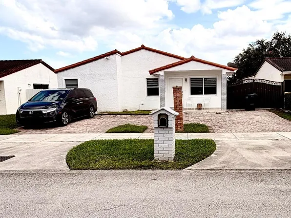 13336 NW 5th Ter, Miami, FL 33182