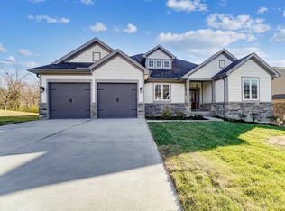 4143 Foxpoint Rdg, Cleves, OH 45002