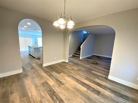 5th image of 5225 Concbos Heights St
