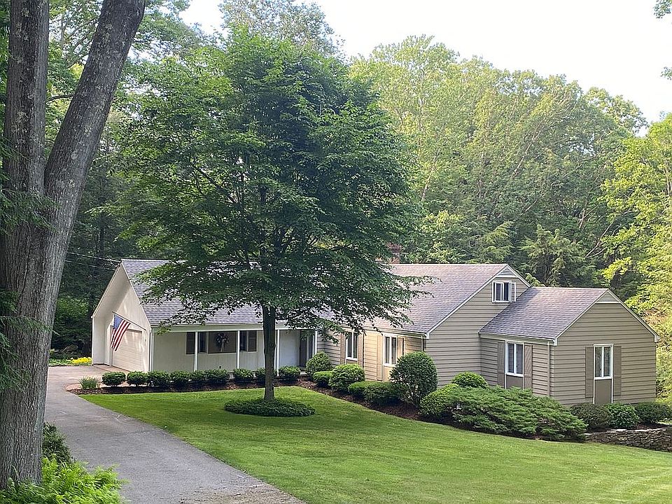 2nd image of 314 Foote Rd